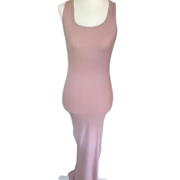 ⭐️5/$25 Fashion Nova Mauve Maxi Dress size small - Picture 5 of 5
